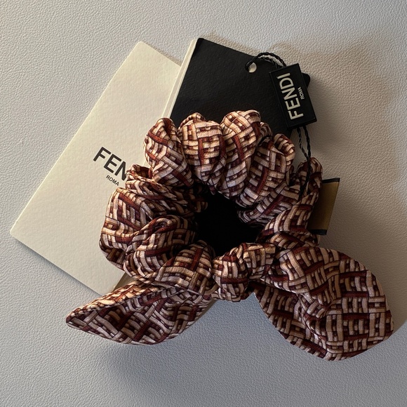 Fendi Silk Scrunchie Blush Pink & Maroon Logo Pattern And Bow New in Box…